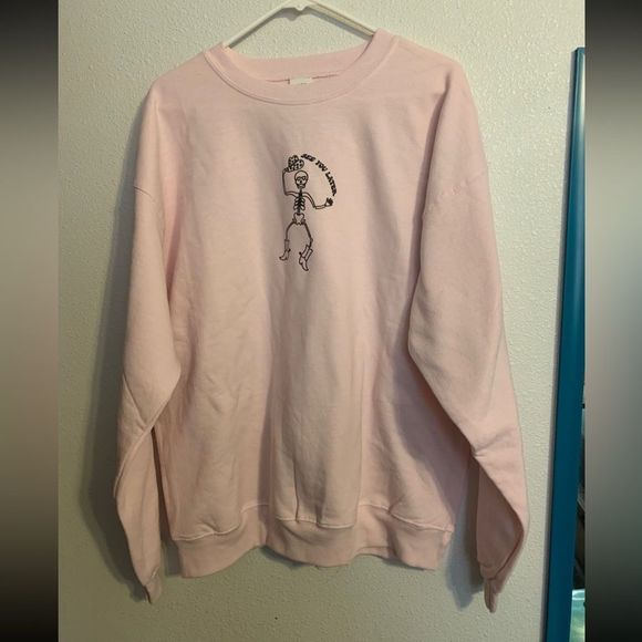Ludic Closet Tops - LUDIC Closet Large Baby Pink Sweatshirt